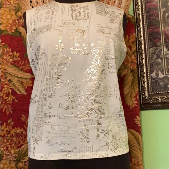 Tar jay Tops - Tar jay blouse with gold lettering size large